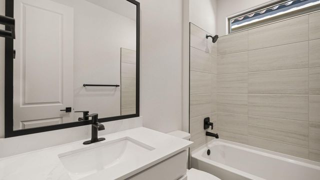 2435 Marble Avenue NE, Rio Rancho, NM 87144