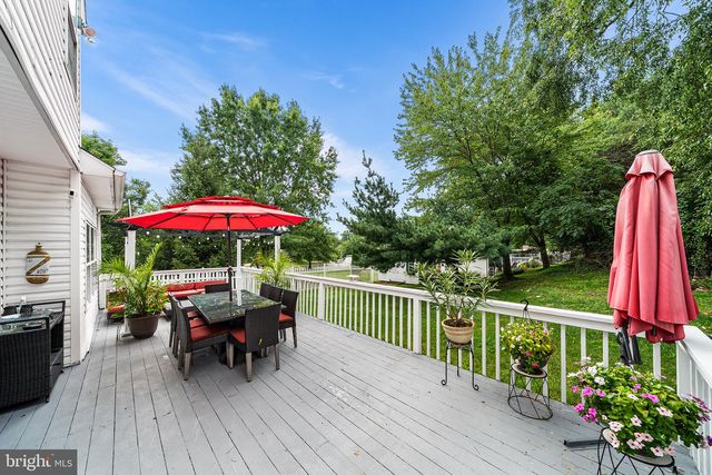 204 SOMERSET CIR, Chalfont, PA 18914