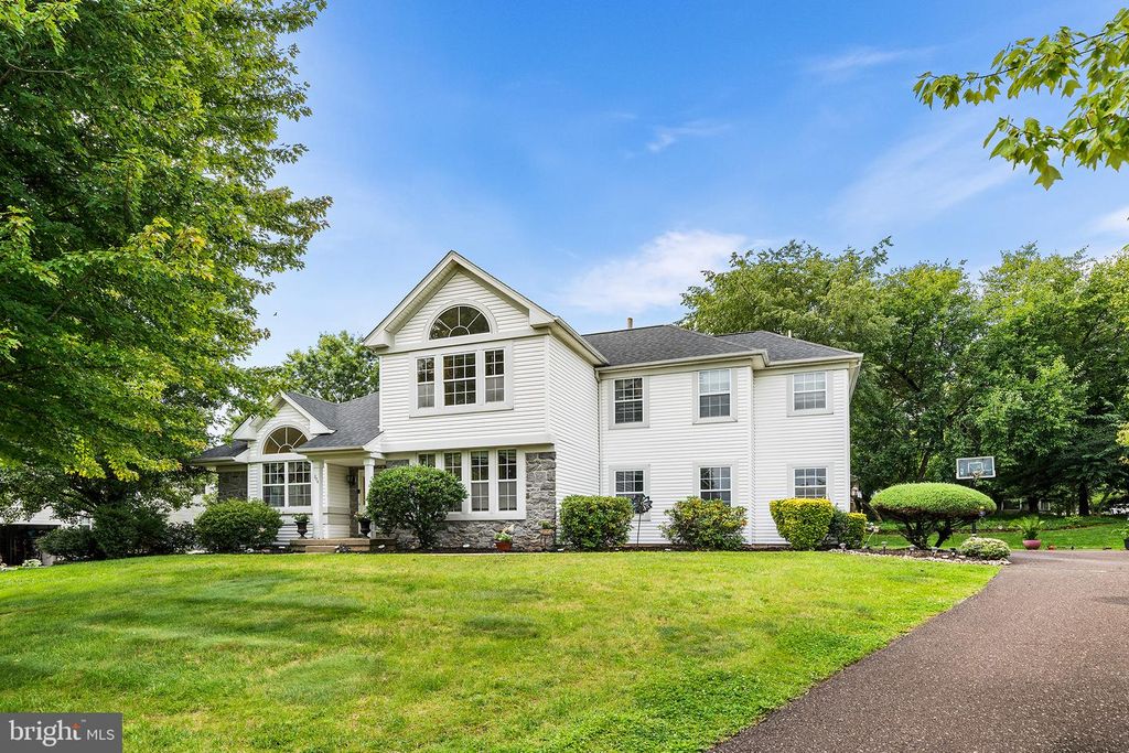 204 SOMERSET CIR, CHALFONT, PA 18914 — photo 3