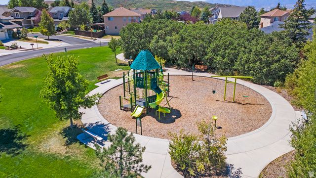 1870 E OAK BEND DR, Draper, UT 84020