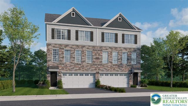 219 Winding Road, Forks Twp, PA 18040