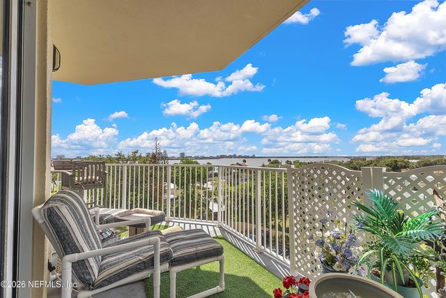 2801 S RIDGEWOOD Avenue 502, South Daytona, FL 32119