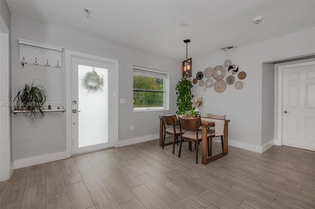 1130 NE 143rd St, North Miami, FL 33161