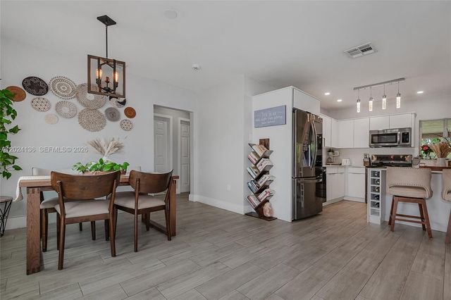 1130 NE 143rd St, North Miami, FL 33161