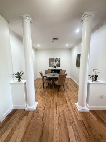 52 Main St Apt 402, Nashua, NH 03064
