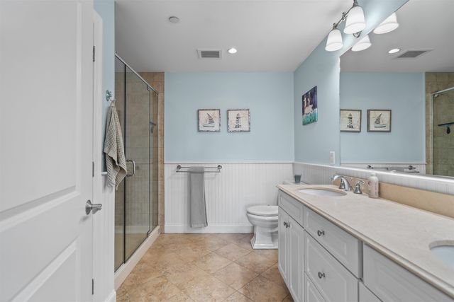 52 Main St Apt 402, Nashua, NH 03064