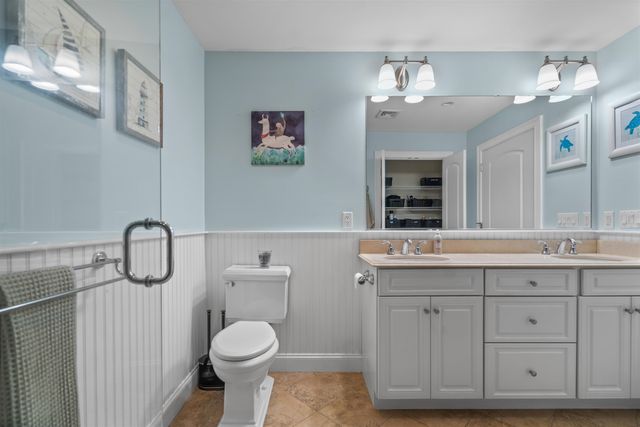 52 Main St Apt 402, Nashua, NH 03064