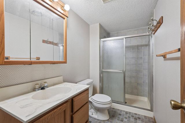 888 Nina Court, Mendota Heights, MN 55118
