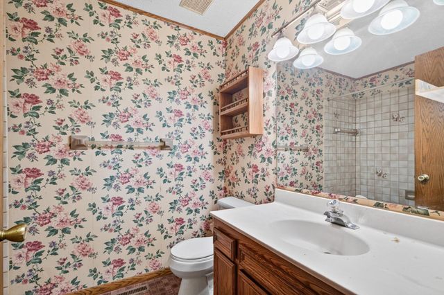 888 Nina Court, Mendota Heights, MN 55118