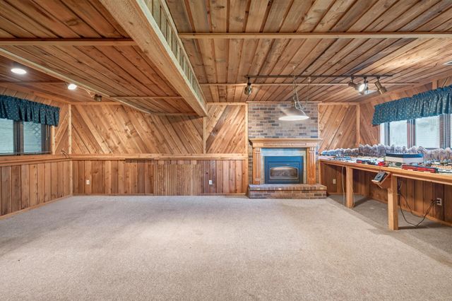 888 Nina Court, Mendota Heights, MN 55118