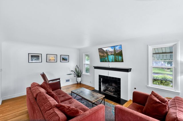 3604 N Washington St, Spokane, WA 99205