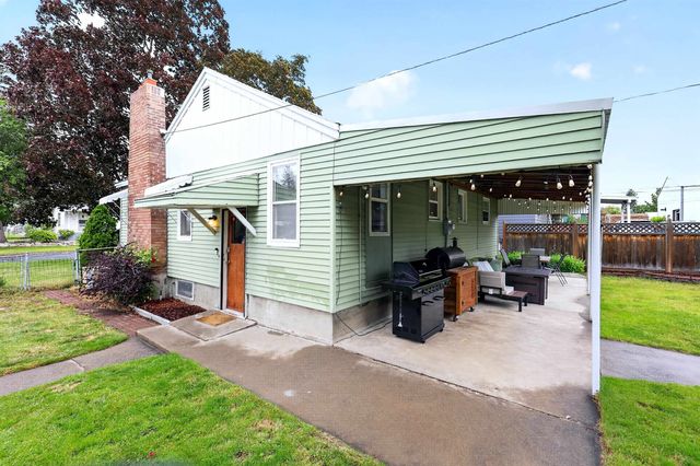 3604 N Washington St, Spokane, WA 99205