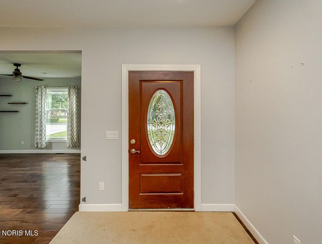 24269 W Second Street, Grand Rapids, OH 43522