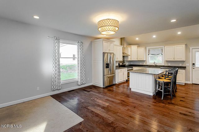 24269 W Second Street, Grand Rapids, OH 43522