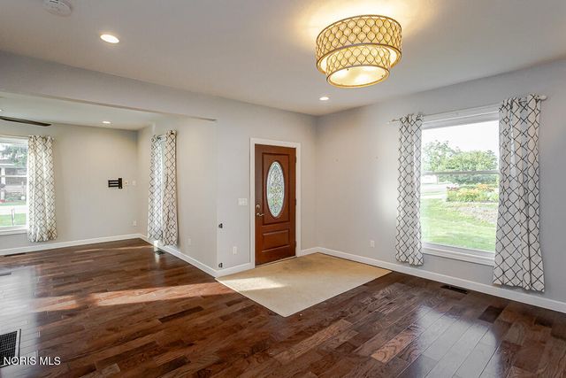 24269 W Second Street, Grand Rapids, OH 43522
