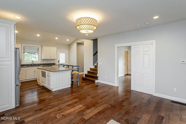 24269 W Second Street, Grand Rapids, OH 43522