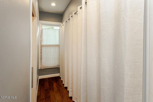 24269 W Second Street, Grand Rapids, OH 43522