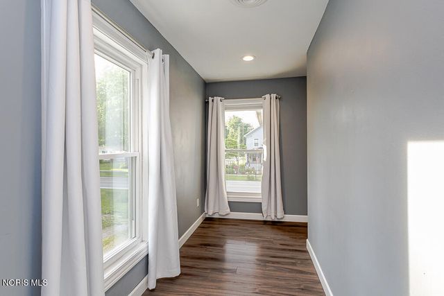 24269 W Second Street, Grand Rapids, OH 43522