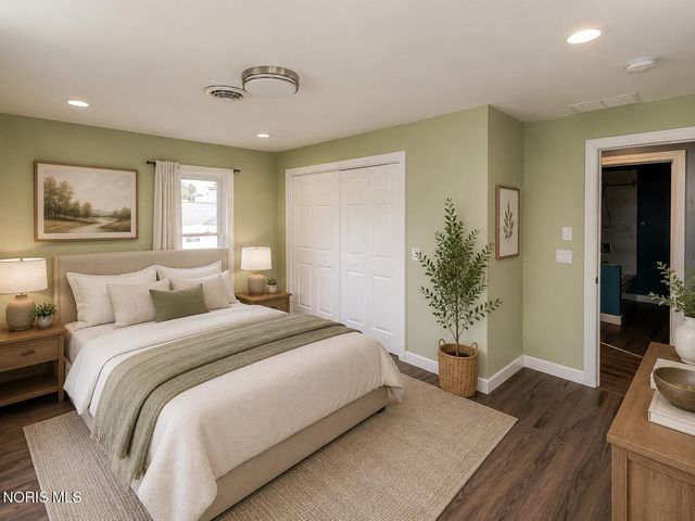 24269 W Second Street, Grand Rapids, OH 43522