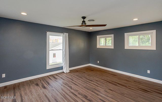 24269 W Second Street, Grand Rapids, OH 43522