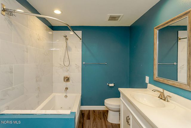 24269 W Second Street, Grand Rapids, OH 43522