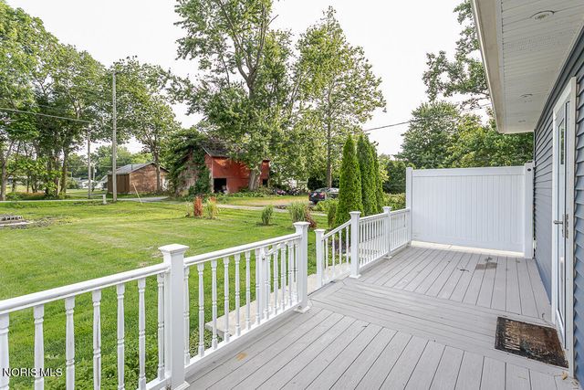 24269 W Second Street, Grand Rapids, OH 43522