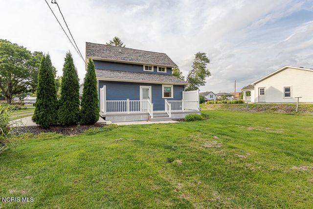24269 W Second Street, Grand Rapids, OH 43522