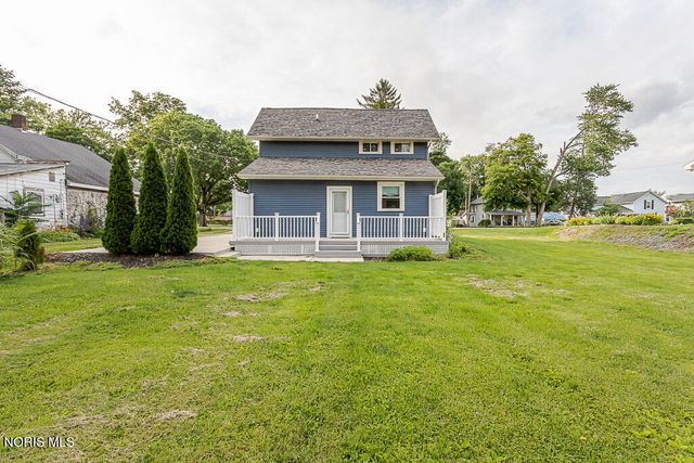 24269 W Second Street, Grand Rapids, OH 43522