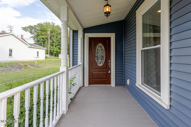24269 W Second Street, Grand Rapids, OH 43522