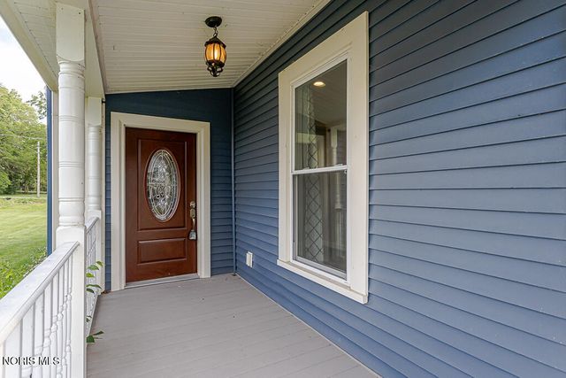 24269 W Second Street, Grand Rapids, OH 43522
