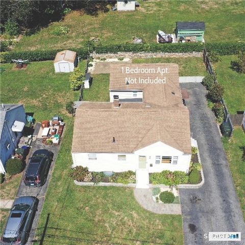 15 Bayshore Drive, New London, CT 06320