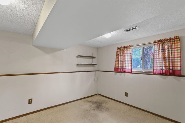 6202 S Pittsburg St, Spokane, WA 99223