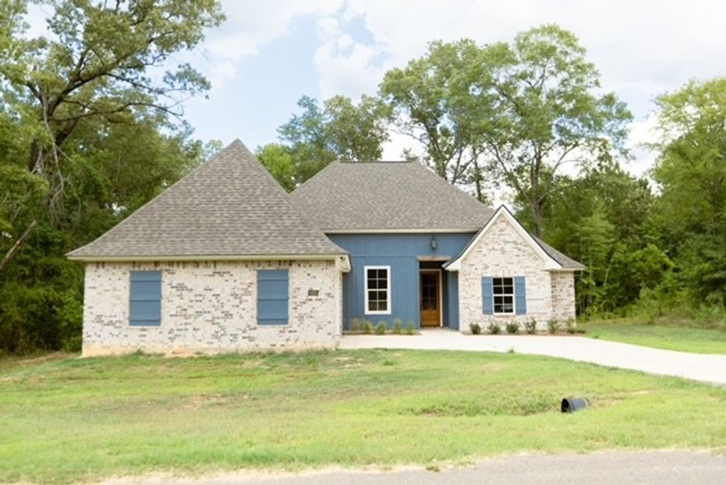 1025 Voss Road, Stonewall, LA 71078