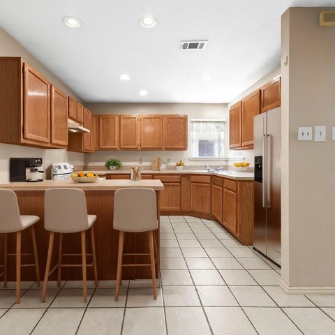 3205 Hillcrest Drive, Rowlett, TX 75088