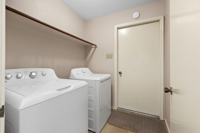 3205 Hillcrest Drive, Rowlett, TX 75088