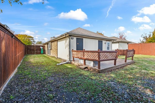 3205 Hillcrest Drive, Rowlett, TX 75088