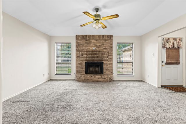 3205 Hillcrest Drive, Rowlett, TX 75088