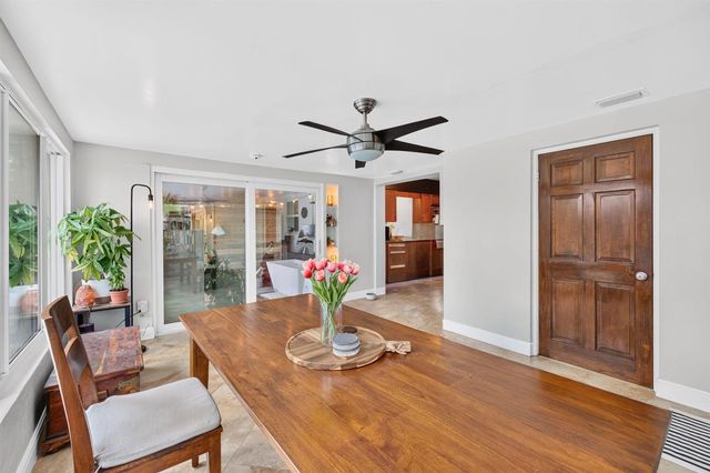4670 NE 4TH Avenue, Oakland Park, FL 33334