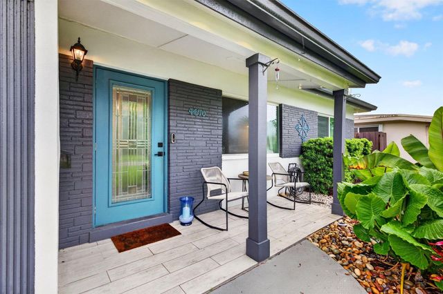 4670 NE 4TH Avenue, Oakland Park, FL 33334