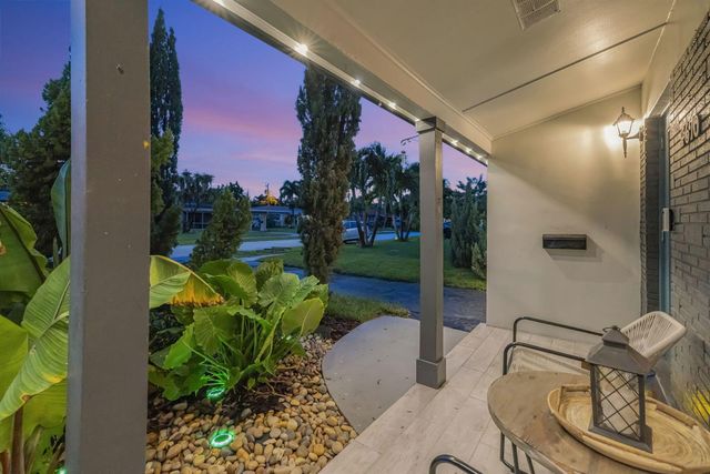 4670 NE 4TH Avenue, Oakland Park, FL 33334