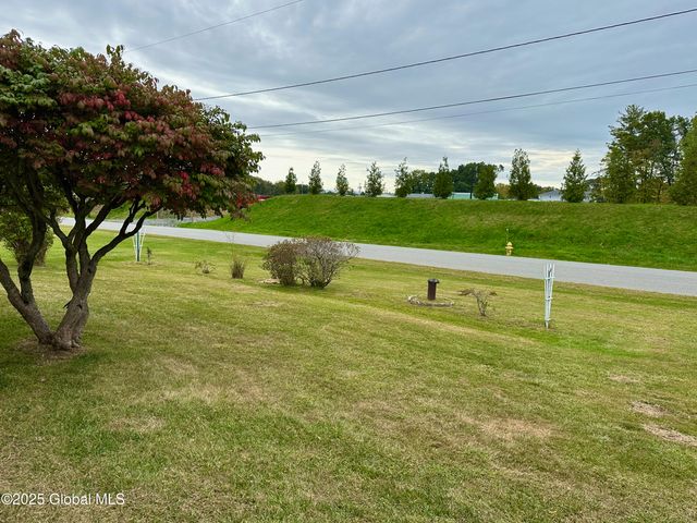 1 and 3 Oak Hill Drive, Halfmoon, NY 12065