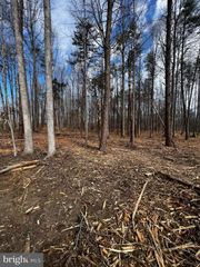 COMPASS COVE, Mineral, VA 23117