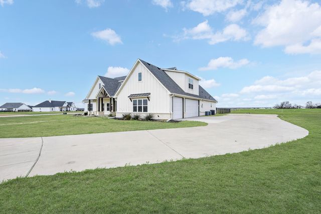 4929 Caddo Crossing Drive, Caddo Mills, TX 75135