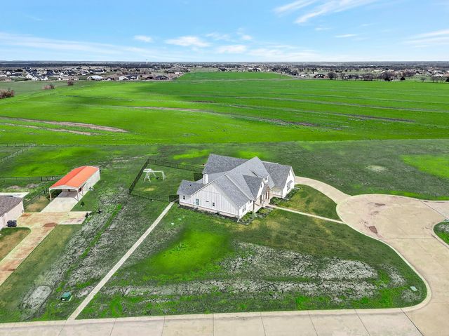 4929 Caddo Crossing Drive, Caddo Mills, TX 75135