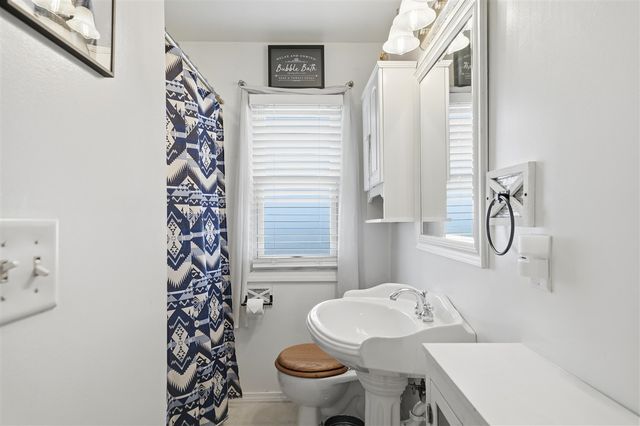 455 Faircrest Avenue, Grand Rapids, MI 49534