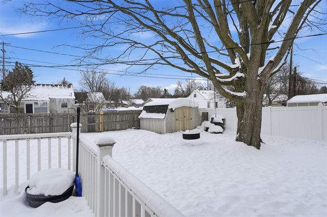 455 Faircrest Avenue, Grand Rapids, MI 49534