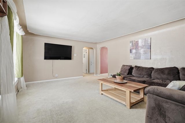 455 Faircrest Avenue, Grand Rapids, MI 49534