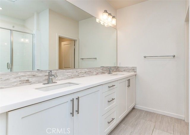 150 Stellar, Irvine, CA 92618