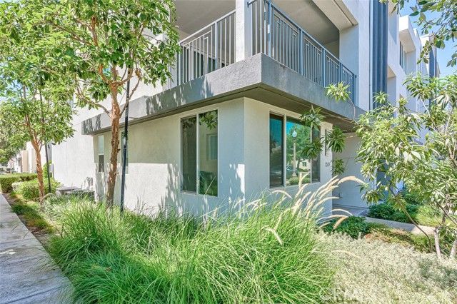 150 Stellar, Irvine, CA 92618