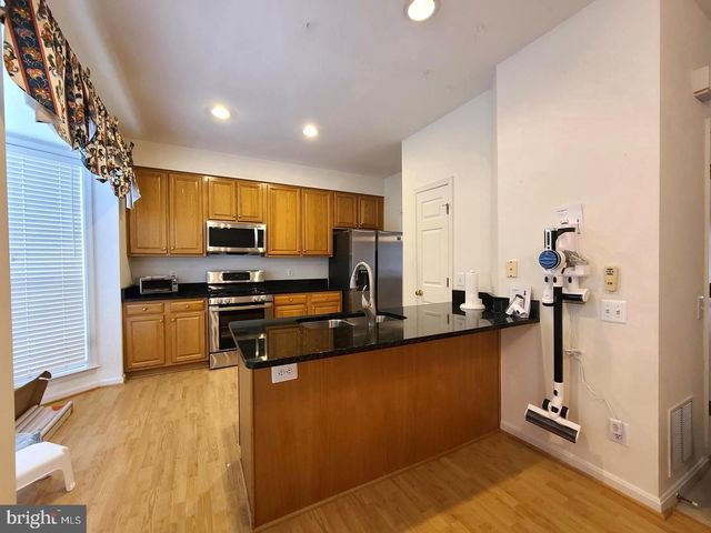7705 WILEY CREEK WAY, Alexandria, VA 22315